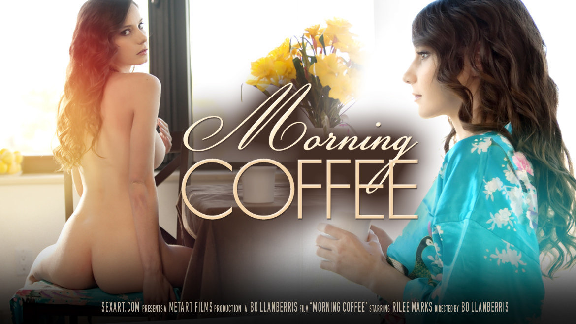 Caffè del mattino (Rilee Marks) - SexArt